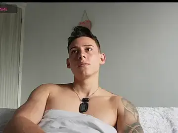 Stripchat Adult Video Chat of Muscle_King_Cum
