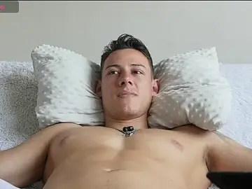 Stripchat Live Porn of Muscle_King_Cum