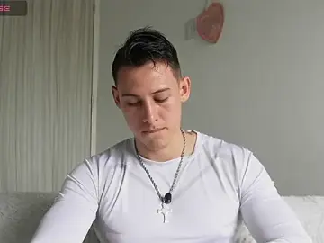 Stripchat Nude Webcam of Muscle_King_Cum