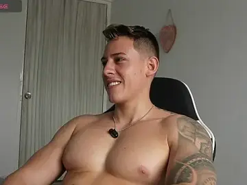 Stripchat Best Webcam of Muscle_King_Cum