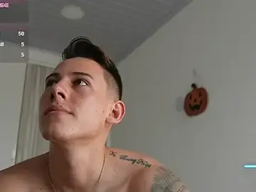 Stripchat Watch Live Sex Cams of Muscle_King_Cum