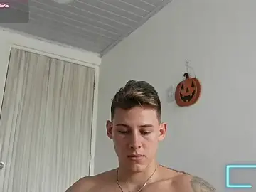 Stripchat Adult Webcam of Muscle_King_Cum
