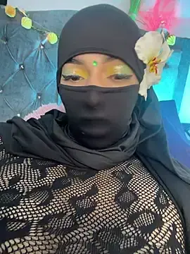 Stripchat Free Porn Cam of _Zahiira_