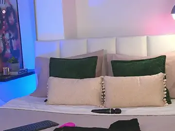 Stripchat Best live sex cam show of Carol_Ferrer