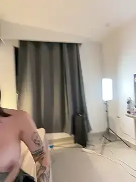 Stripchat Live Sex Cam of Carol_Ferrer