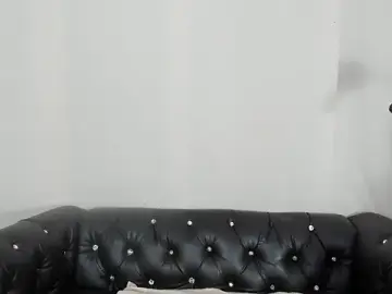 Stripchat Live Sex Cam of SSCARLETH_