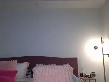 Stripchat Live Sex Cam of NicoleSarahX