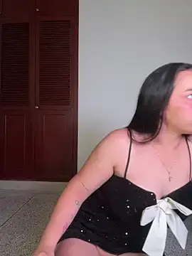 Stripchat Live Sex of SophieRoyals