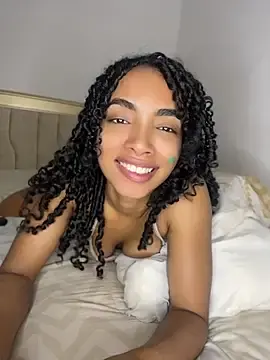 Stripchat Watch Live Sex Cams of nicoleebony1