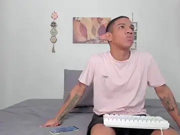 Stripchat Live Porn of its_me_miley