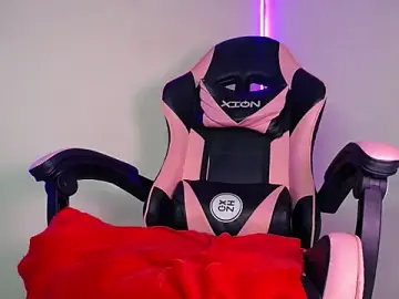 Stripchat Adult Webcam of yuliana_19