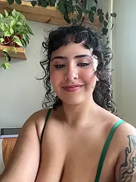 Stripchat Watch Live Sex Cams of SugarTroubl33