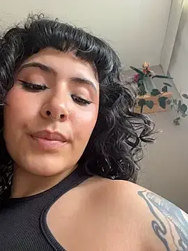 Stripchat Free Porn Cam of SugarTroubl33