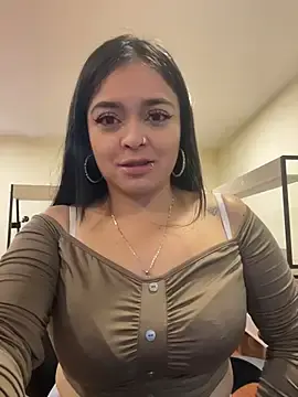 Stripchat Best live sex cam show of Emily_Rivers_