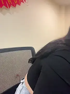 Stripchat Adult Webcam of Emily_Rivers_