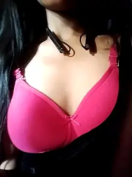Stripchat Free Porn Cam of Kiritika_1