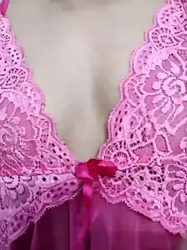 Stripchat Live Porn of Kiritika_1