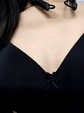Stripchat Live Porn of Kiritika_1