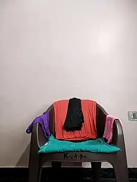 Stripchat Nude Webcam of Kiritika_1