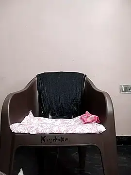 Stripchat Sex Cam of Kiritika_1