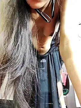 Stripchat Nude Webcam of Kiritika_1