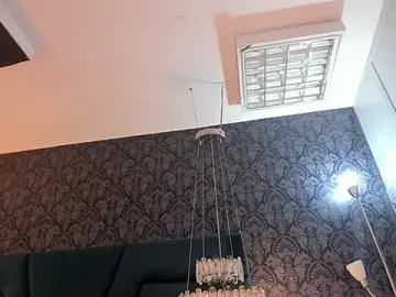 Stripchat Free Live Porn of Vivi_prinncess