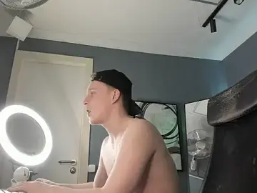 Stripchat Sex Chat of AlexxSweet