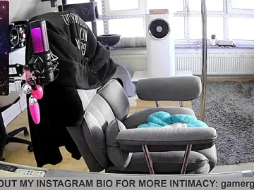 Stripchat Sex Chat of Gamergirl-Linela