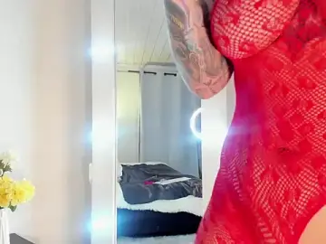Stripchat Adult Webcam of cami_cruzz