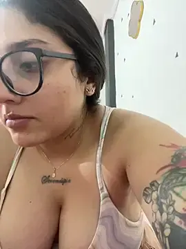 Stripchat Live Sex Cam of croftsmila