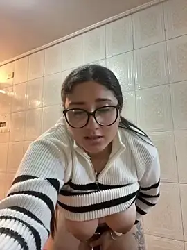 Stripchat Live Porn of croftsmila