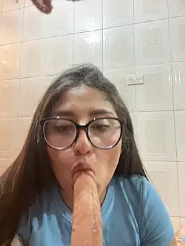 Stripchat Sex Cam of croftsmila