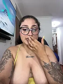 Stripchat Sex Cam of croftsmila