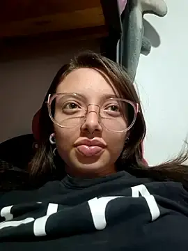 Stripchat Adult Video Chat of linda-schmidt