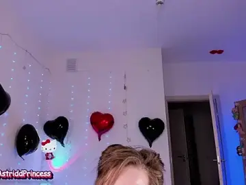 Stripchat Best Webcam of AstridHotty