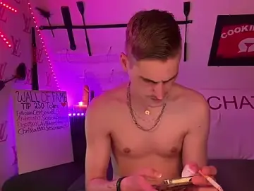 Stripchat Live Sex Cam of Cookieboy88