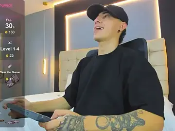 Stripchat Live Sex Cam of Lobo_17_