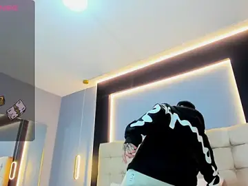 Stripchat Best Webcam of Lobo_17_