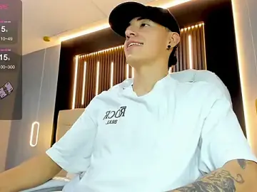 Stripchat Best live sex cam show of Lobo_17_