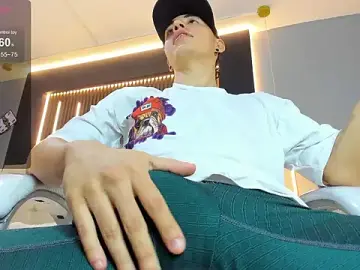 Stripchat Sex Chat of Lobo_17_