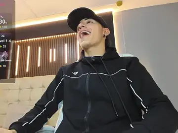 Stripchat Best live sex cam show of Lobo_17_