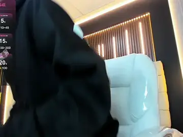 Stripchat Watch Live Sex Cams of Lobo_17_