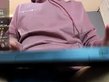 Stripchat Best Webcam of Lobo_17_