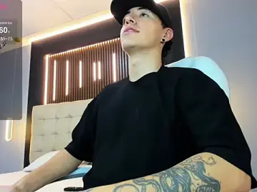 Stripchat Watch Live Sex Cams of Lobo_17_