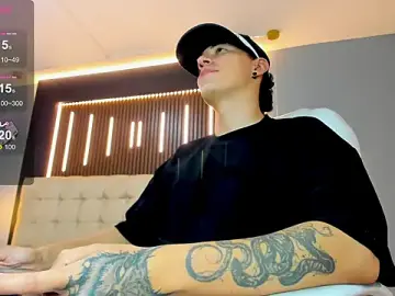 Stripchat Free Live Porn of Lobo_17_