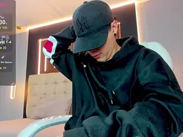 Stripchat Live Sex of Lobo_17_