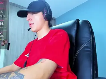 Stripchat Watch Live Sex Cams of Lobo_17_