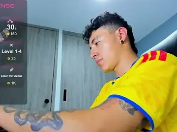 Stripchat Live Porn of Lobo_17_