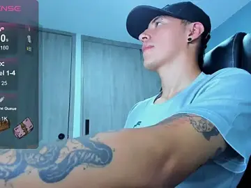 Stripchat Watch Live Sex Cams of Lobo_17_
