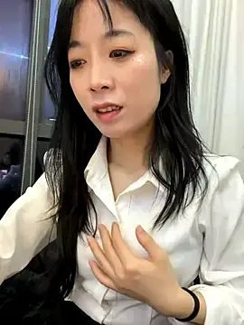 Stripchat Nude Webcam of yourkeer